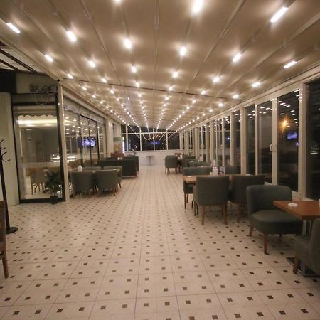 Garden Zara Hotel Exterior photo